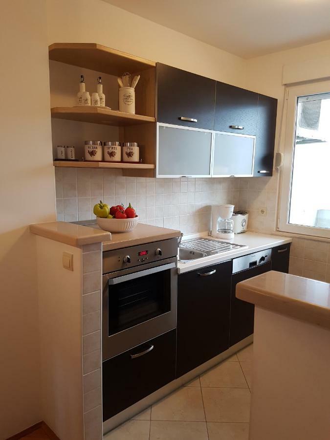 Ban Apartment